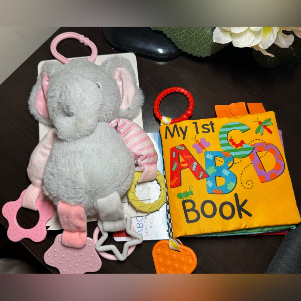 BABY ELEPHANT AND ABC BOOK! 🐘🔠